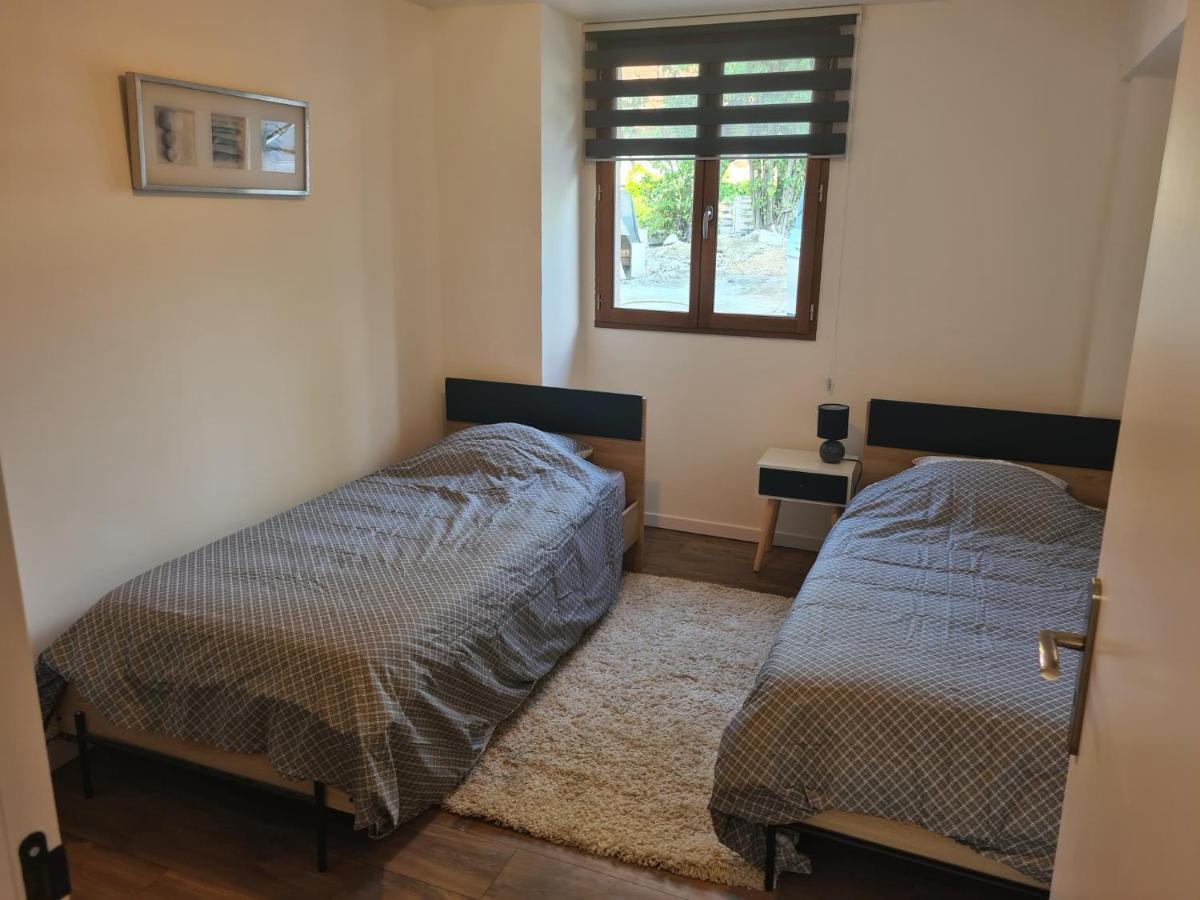 Ferme De La Gibussiere Appartement Presilly  Buitenkant foto
