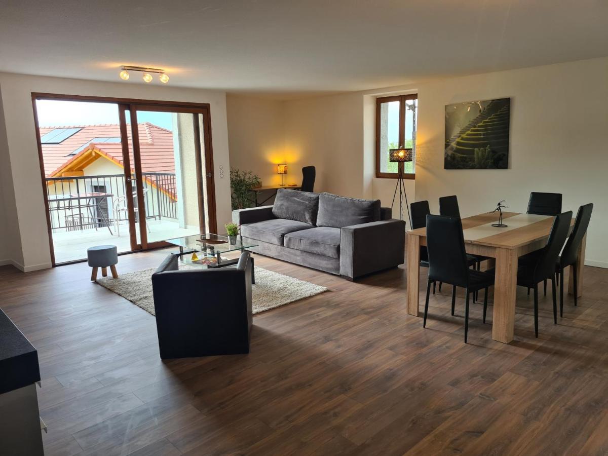 Ferme De La Gibussiere Appartement Presilly  Buitenkant foto