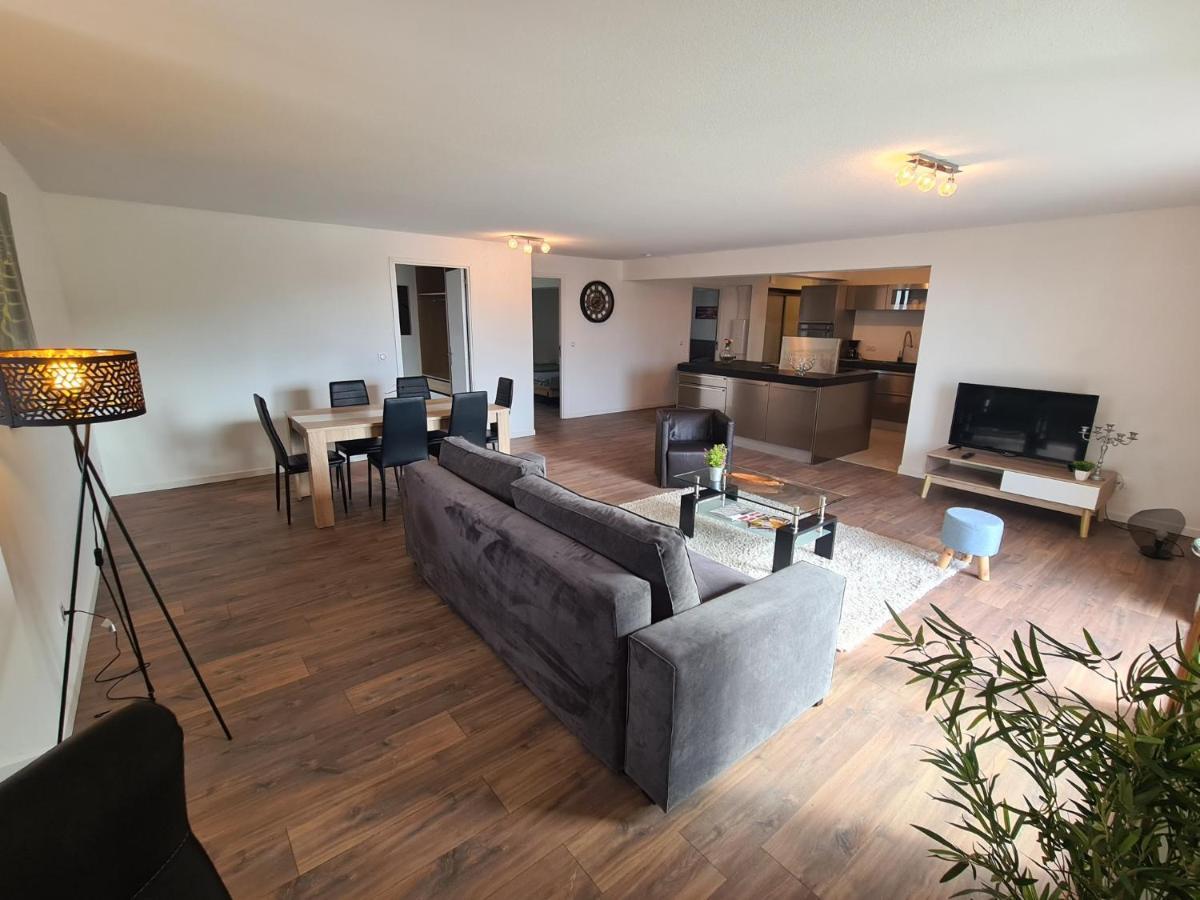 Ferme De La Gibussiere Appartement Presilly  Buitenkant foto