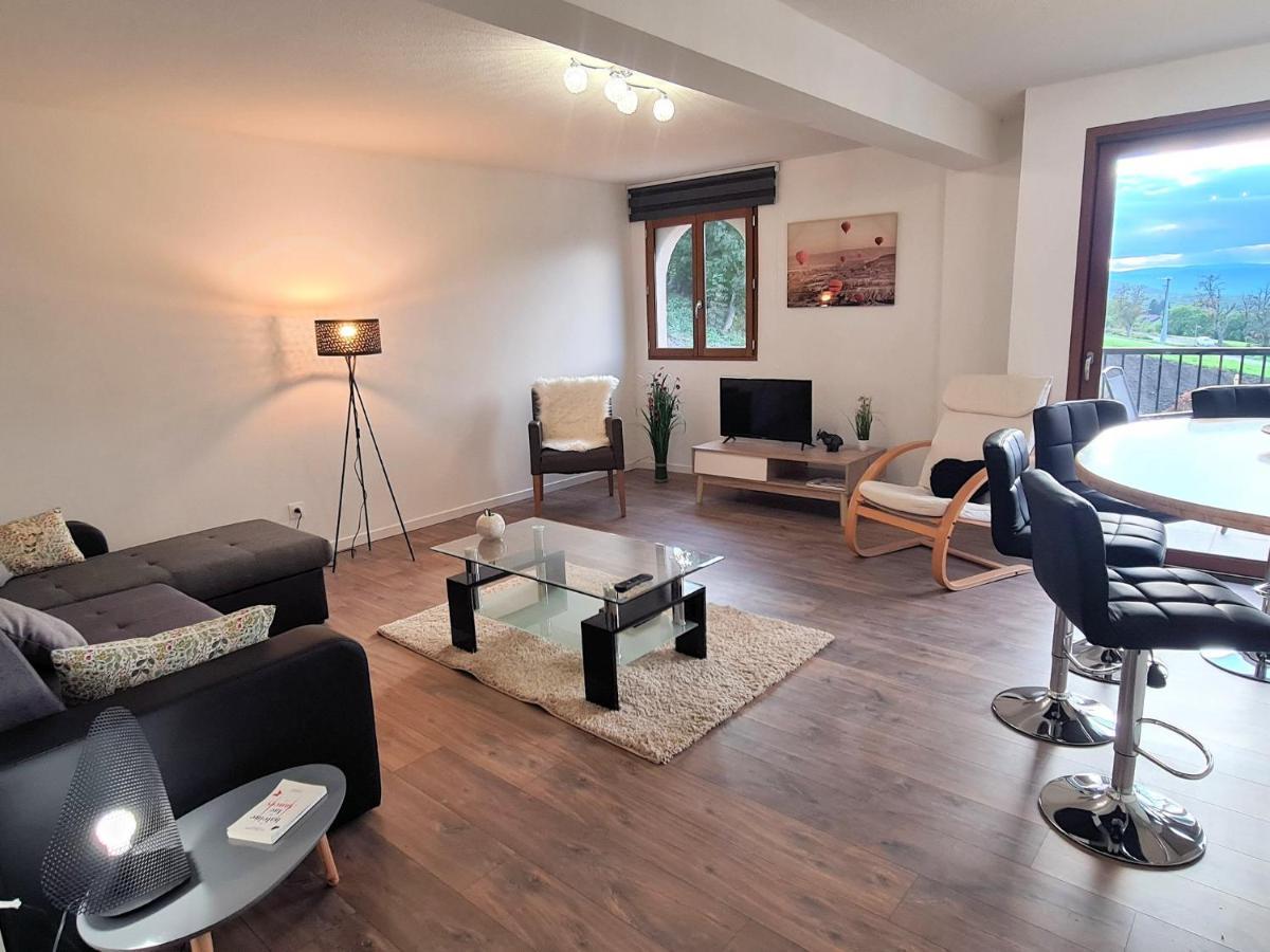 Ferme De La Gibussiere Appartement Presilly  Buitenkant foto