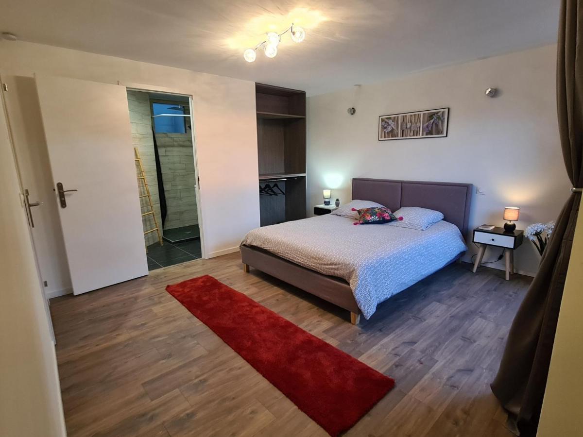 Ferme De La Gibussiere Appartement Presilly  Buitenkant foto