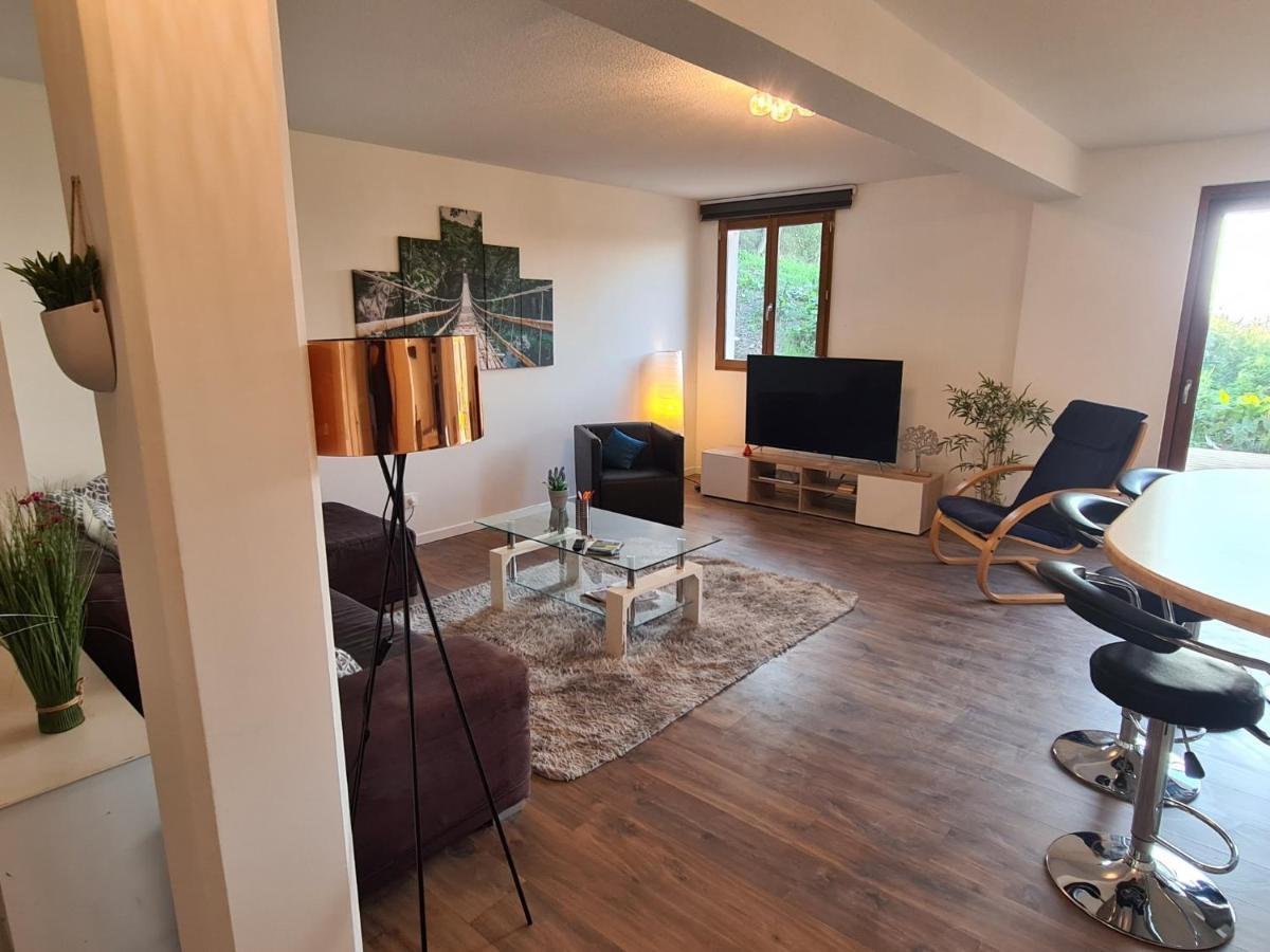 Ferme De La Gibussiere Appartement Presilly  Buitenkant foto